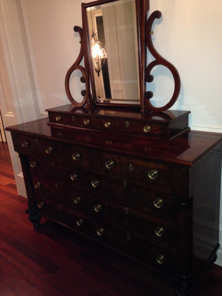 Henredon Natchez Dresser and Mirror Manotick Estate Sale